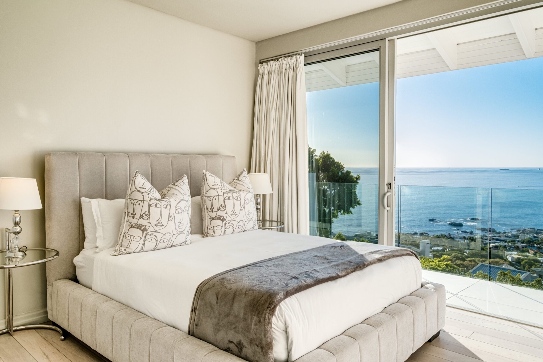 Bedroom II with ocean view