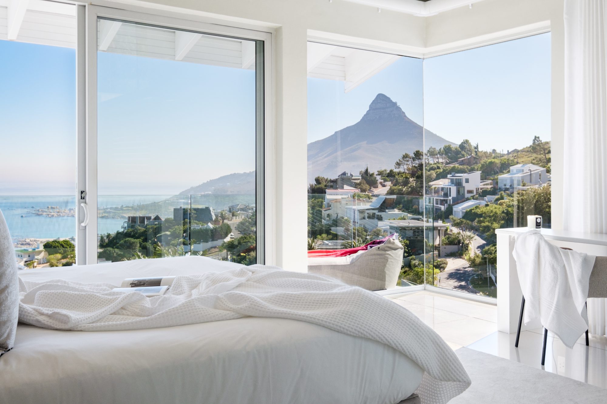 Master bedroom, Lion's Head view